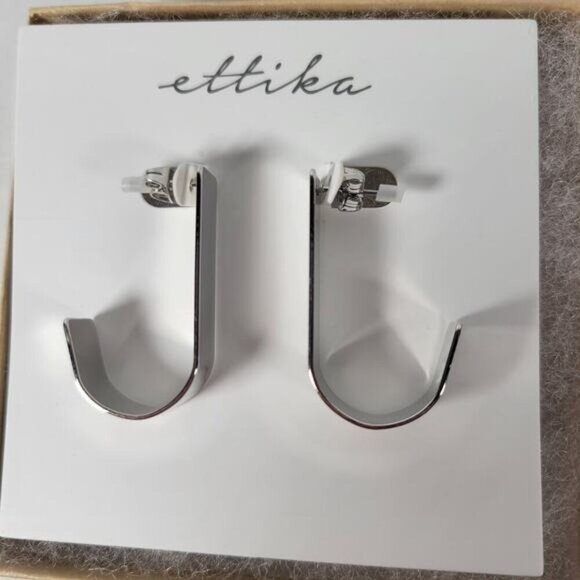 NWT Ettika Silver Plated Chunky Artsy Abstract J Hook Dangle Earrings - Picture 1 of 2